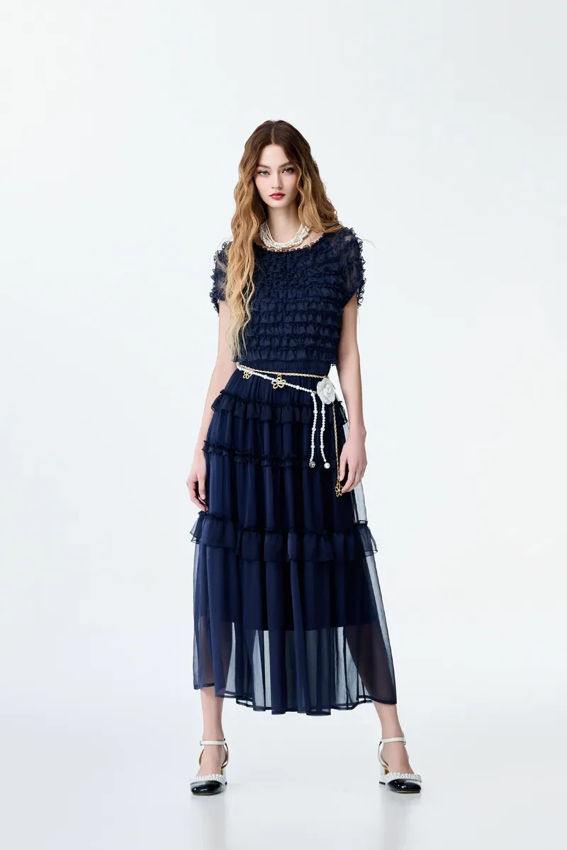 Ocean cave color lotus leaf modeling formal attire